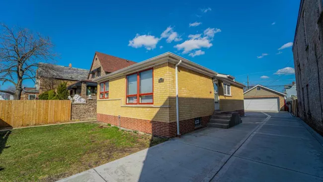 13121 S Baltimore Ave, Hegewisch, IL, 60633