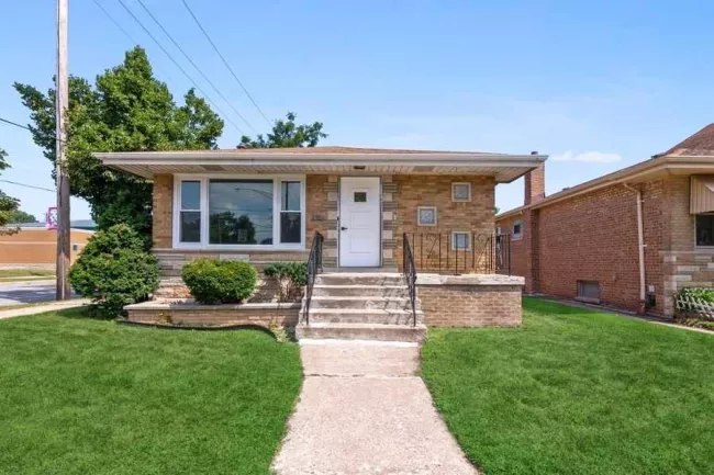 13001 S Carondolet Ave, Old Hegewisch, IL, 60633